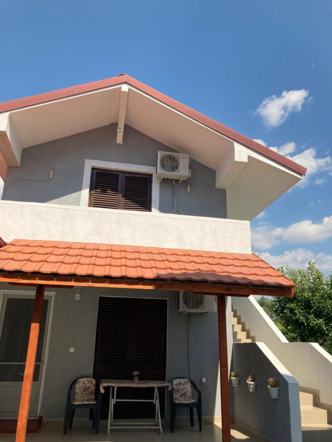 Tiki Apartments Гевгелія Екстер'єр фото