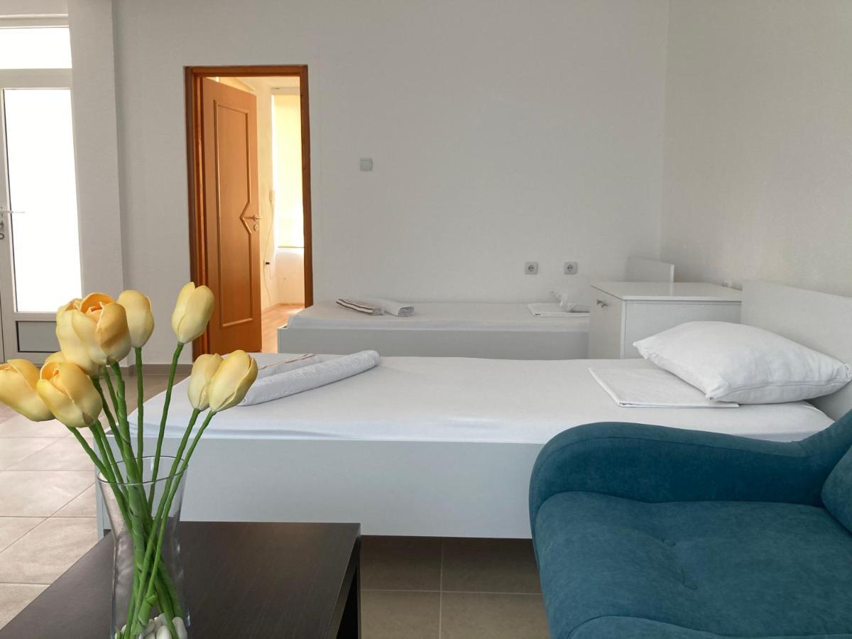 Tiki Apartments Гевгелія Екстер'єр фото