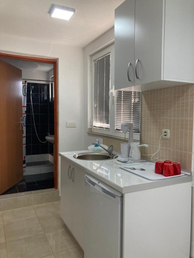 Tiki Apartments Гевгелія Екстер'єр фото