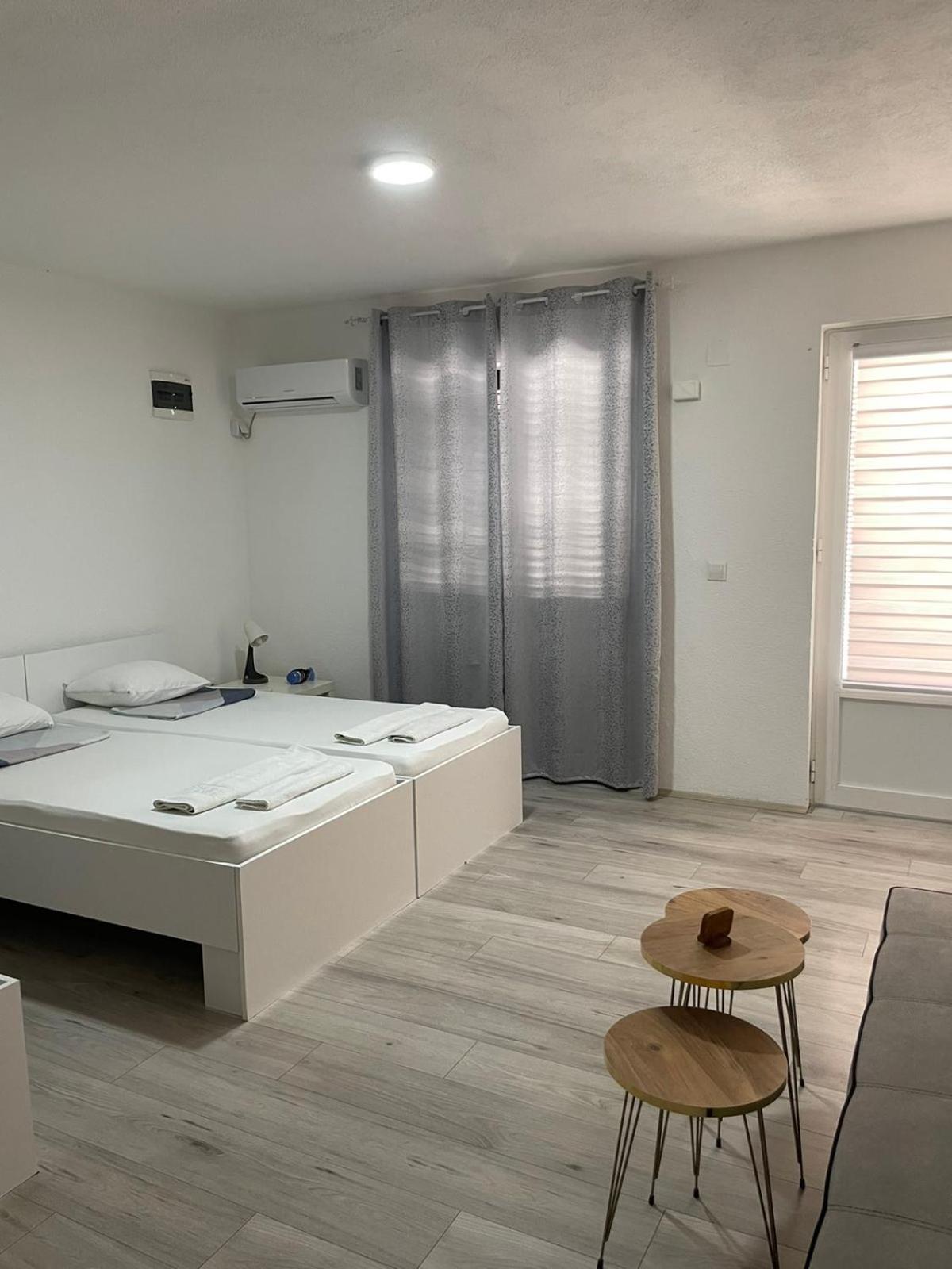 Tiki Apartments Гевгелія Екстер'єр фото