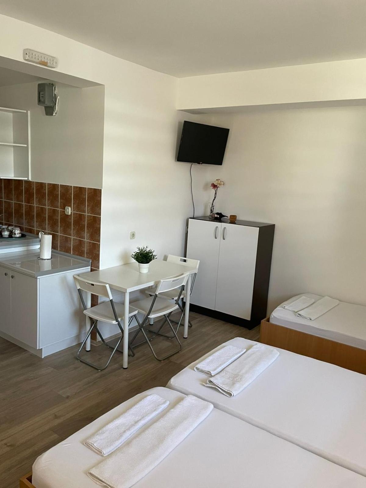 Tiki Apartments Гевгелія Екстер'єр фото